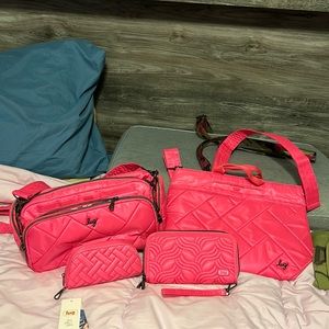 Lug magenta bundle